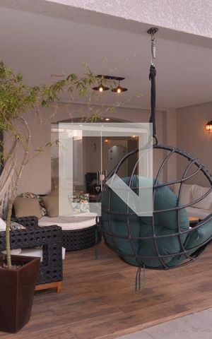 Casa à venda com 411m², 4 quartos e 6 vagasÁrea comum