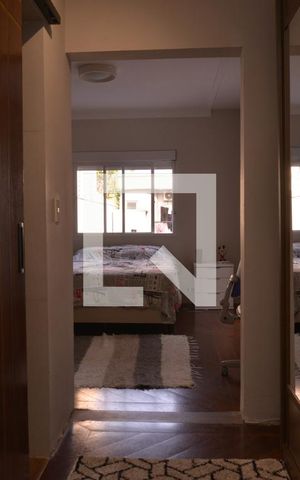 Casa à venda com 411m², 4 quartos e 6 vagasCorredor