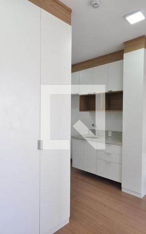 Studio à venda com 29m², 1 quarto e sem vagaSala/Quarto