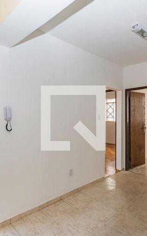 Casa à venda com 408m², 3 quartos e 2 vagas Casa à venda com 408m², 3 quartos e 2 vagasCopa