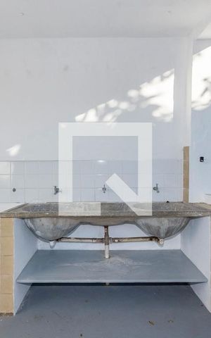 Casa à venda com 408m², 3 quartos e 2 vagas Casa à venda com 408m², 3 quartos e 2 vagasÁrea de Serviço