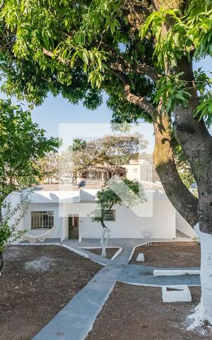 Casa à venda com 408m², 3 quartos e 2 vagas Casa à venda com 408m², 3 quartos e 2 vagasQuintal