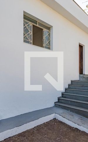 Casa à venda com 408m², 3 quartos e 2 vagas Casa à venda com 408m², 3 quartos e 2 vagasQuintal