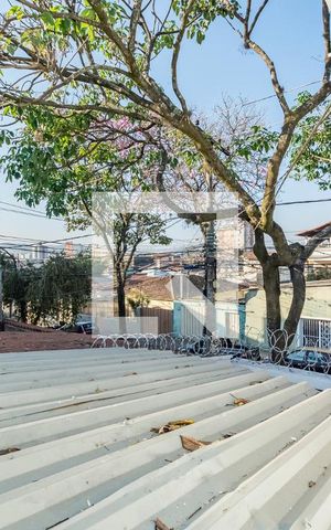 Casa à venda com 408m², 3 quartos e 2 vagas Casa à venda com 408m², 3 quartos e 2 vagasSala