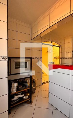 Casa à venda com 377m², 3 quartos e 6 vagas Casa à venda com 377m², 3 quartos e 6 vagasCozinha