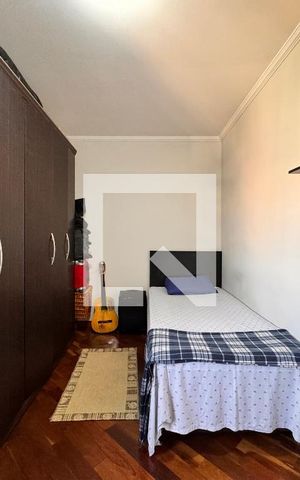 Casa à venda com 377m², 3 quartos e 6 vagas Casa à venda com 377m², 3 quartos e 6 vagasQuarto 1