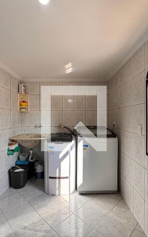 Casa à venda com 377m², 3 quartos e 6 vagas Casa à venda com 377m², 3 quartos e 6 vagasLavanderia