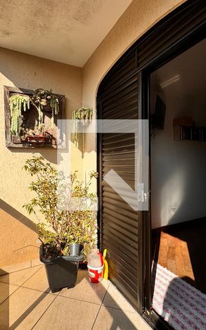 Casa à venda com 377m², 3 quartos e 6 vagas Casa à venda com 377m², 3 quartos e 6 vagasSacada suíte
