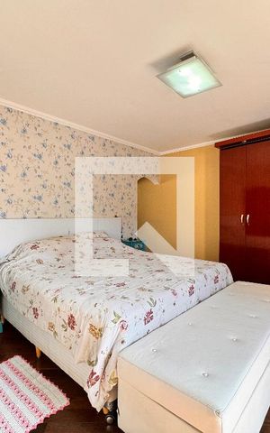 Casa à venda com 377m², 3 quartos e 6 vagas Casa à venda com 377m², 3 quartos e 6 vagasSuíte