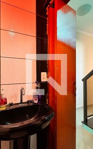 Casa à venda com 377m², 3 quartos e 6 vagas Casa à venda com 377m², 3 quartos e 6 vagasLavabo