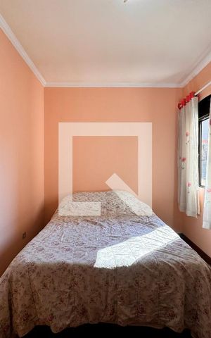 Casa à venda com 377m², 3 quartos e 6 vagas Casa à venda com 377m², 3 quartos e 6 vagasQuarto 2