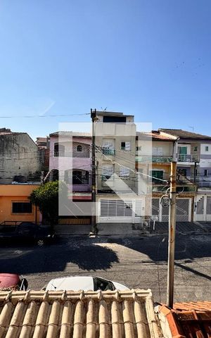 Casa à venda com 377m², 3 quartos e 6 vagas Casa à venda com 377m², 3 quartos e 6 vagasVista da sacada da suíte