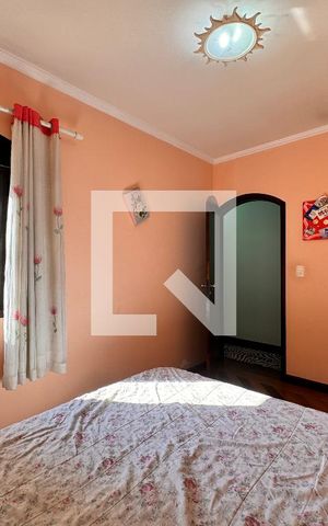 Casa à venda com 377m², 3 quartos e 6 vagas Casa à venda com 377m², 3 quartos e 6 vagasQuarto 2