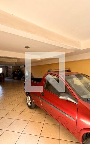 Casa à venda com 377m², 3 quartos e 6 vagas Casa à venda com 377m², 3 quartos e 6 vagasGaragem