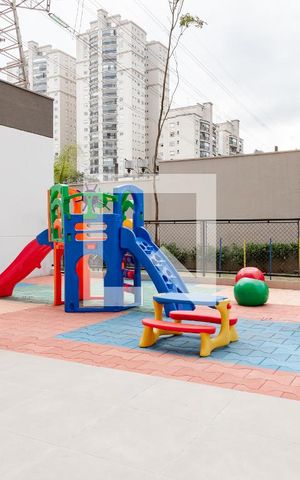 Studio para alugar com 24m², 1 quarto e sem vaga Studio para alugar com 24m², 1 quarto e sem vagaPlayground