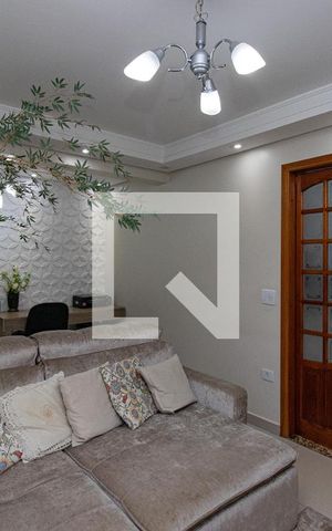 Casa à venda com 120m², 2 quartos e 4 vagas Casa à venda com 120m², 2 quartos e 4 vagasSala
