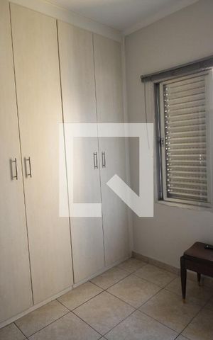 Casa à venda com 262m², 4 quartos e 3 vagasBanheiro da Suíte 2