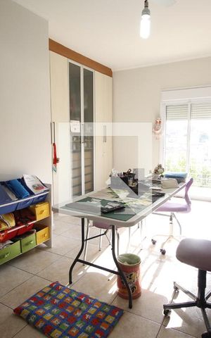 Casa à venda com 262m², 4 quartos e 3 vagasEscritório