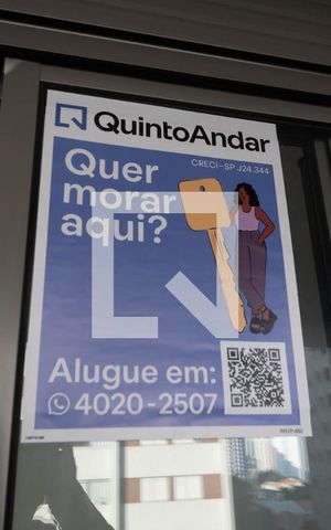 Studio para alugar com 32m², 1 quarto e sem vaga Studio para alugar com 32m², 1 quarto e sem vagaPlaquinha