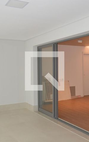Apartamento à venda com 131m², 3 quartos e 2 vagasVaranda