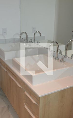 Apartamento à venda com 131m², 3 quartos e 2 vagasBanheiro da Suíte 3