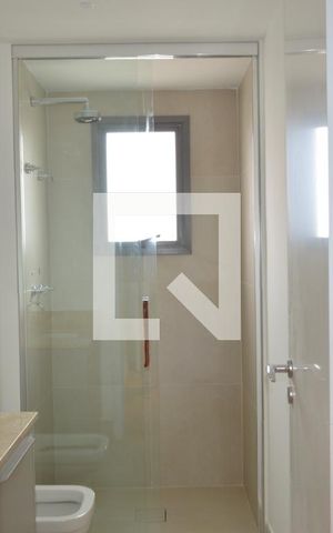 Apartamento à venda com 131m², 3 quartos e 2 vagasBanheiro da Suíte 1