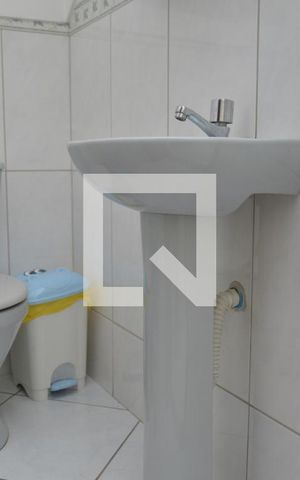 Casa à venda com 150m², 4 quartos e 2 vagasBanheiro Social