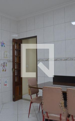 Casa à venda com 150m², 4 quartos e 2 vagasCozinha