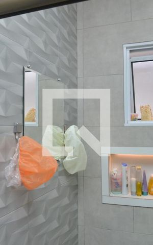 Casa à venda com 150m², 4 quartos e 2 vagasBanheiro Social