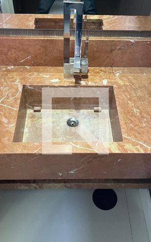 Apartamento para alugar com 200m², 3 quartos e 3 vagasLavabo 1