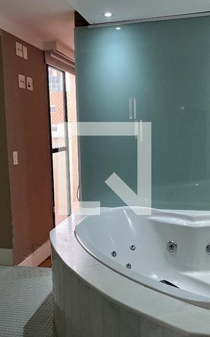 Apartamento para alugar com 200m², 3 quartos e 3 vagasBanheiro da Suíte 2