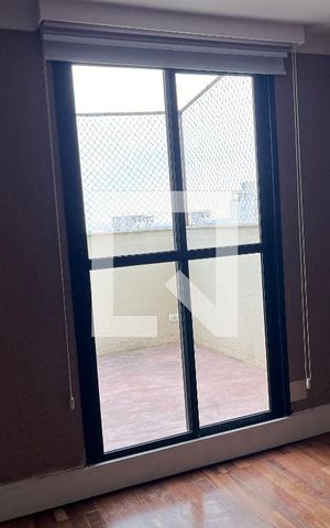 Apartamento para alugar com 200m², 3 quartos e 3 vagasSuíte 2