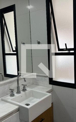 Apartamento para alugar com 200m², 3 quartos e 3 vagasBanheiro 3