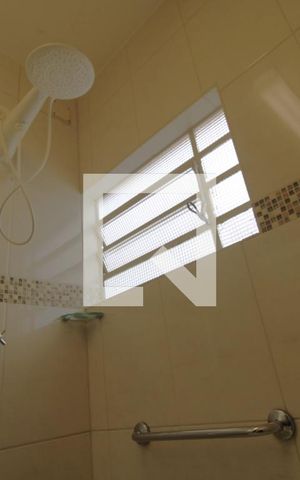 Casa à venda com 145m², 3 quartos e 1 vagaChuveiro