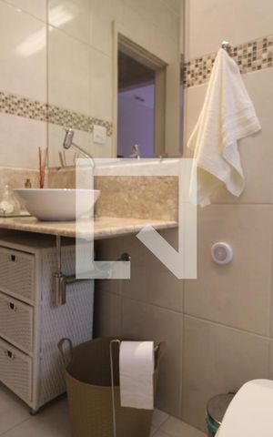 Casa à venda com 145m², 3 quartos e 1 vagaBanheiro