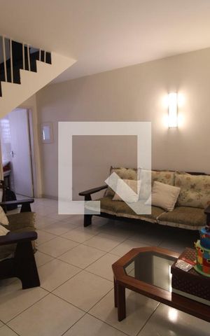 Casa à venda com 145m², 3 quartos e 1 vagaSala
