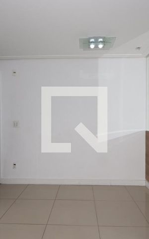 Apartamento à venda com 65m², 2 quartos e 1 vagaSala