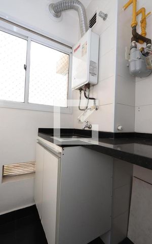 Apartamento à venda com 65m², 2 quartos e 1 vagaÁrea de Serviço