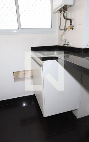 Apartamento à venda com 65m², 2 quartos e 1 vagaÁrea de Serviço