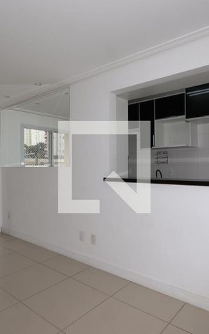 Apartamento à venda com 65m², 2 quartos e 1 vagaSala