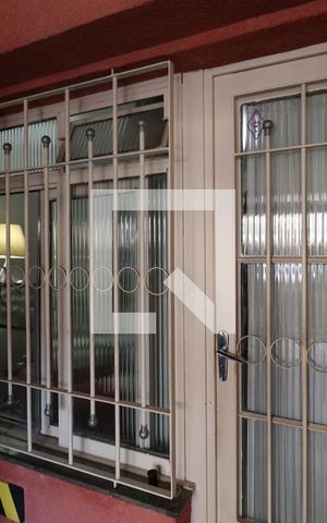Casa à venda com 232m², 2 quartos e 1 vagaGaragem