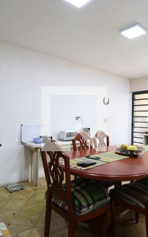 Casa à venda com 232m², 2 quartos e 1 vagaCozinha