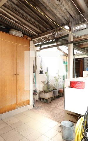 Casa à venda com 232m², 2 quartos e 1 vagaQuintal