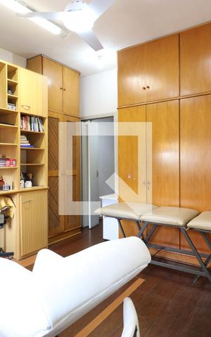 Casa à venda com 232m², 2 quartos e 1 vagaQuarto 1