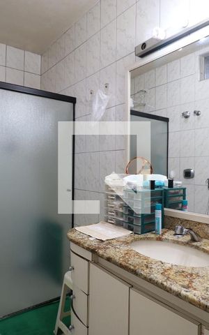 Casa à venda com 232m², 2 quartos e 1 vagaBanheiro 2
