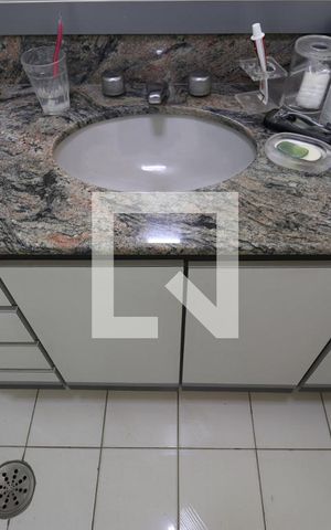Casa à venda com 232m², 2 quartos e 1 vagaDetalhe do Banheiro da Suite