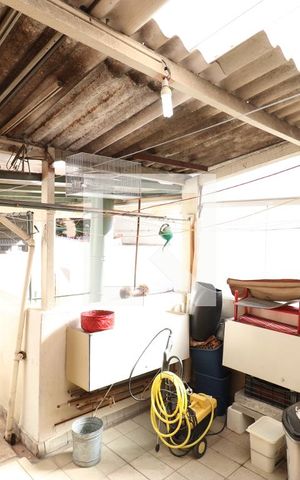 Casa à venda com 232m², 2 quartos e 1 vagaQuintal