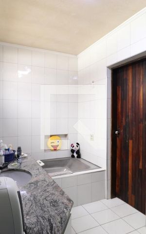 Casa à venda com 232m², 2 quartos e 1 vagaBanheiro da Suíte