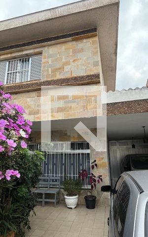 Casa à venda com 300m², 3 quartos e 5 vagasFachada 