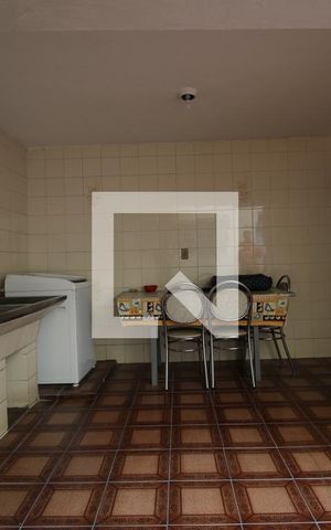 Casa à venda com 300m², 3 quartos e 5 vagasÁrea de serviço 